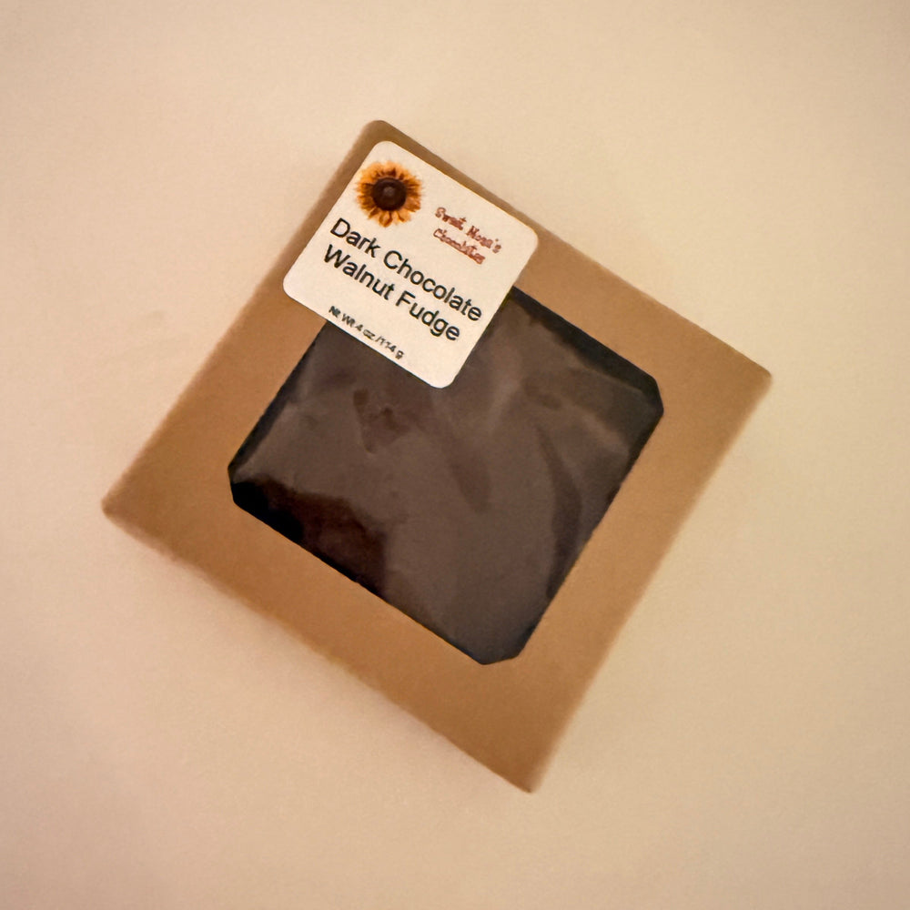 Dark Walnut Fudge in a 4 oz square
