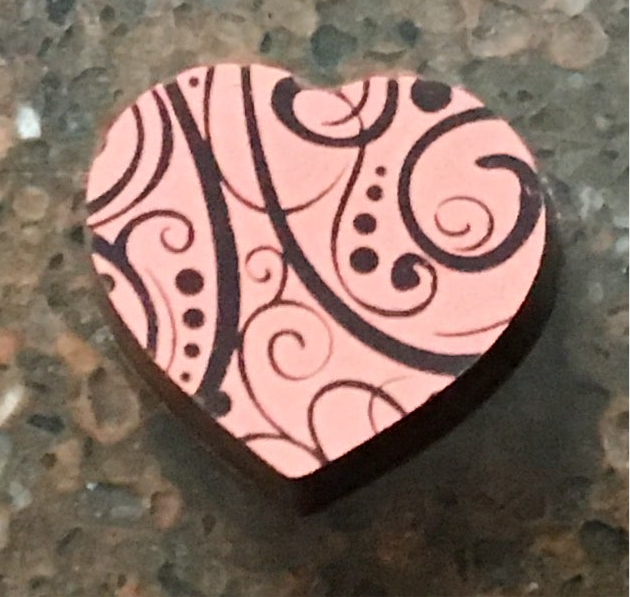 Dark Tahitian Vanilla Heart Truffle