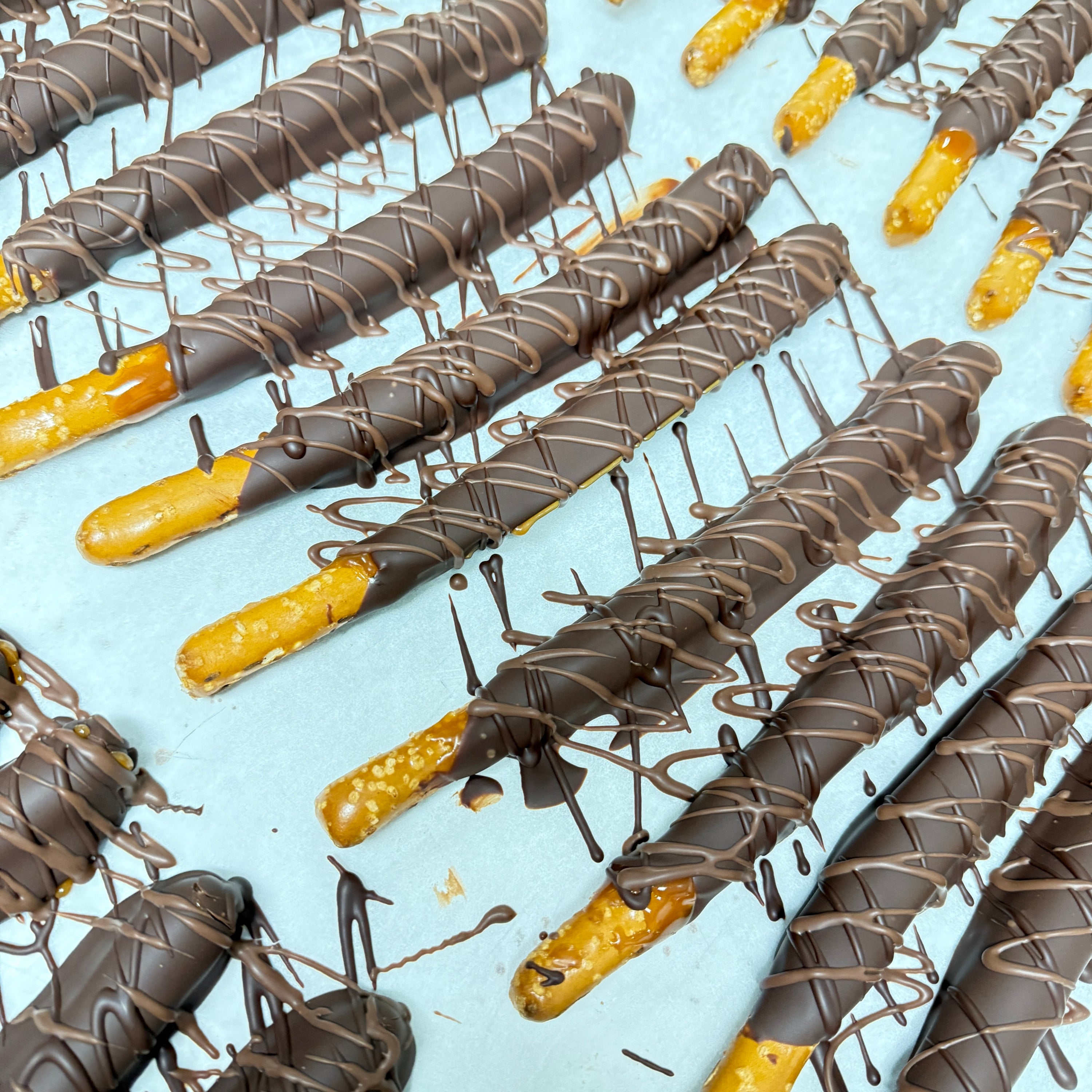 Turtle Caramel & Milk Chocolate Pretzel Rod