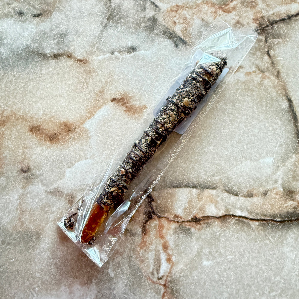 Toffee Caramel & Milk Chocolate Pretzel Rod