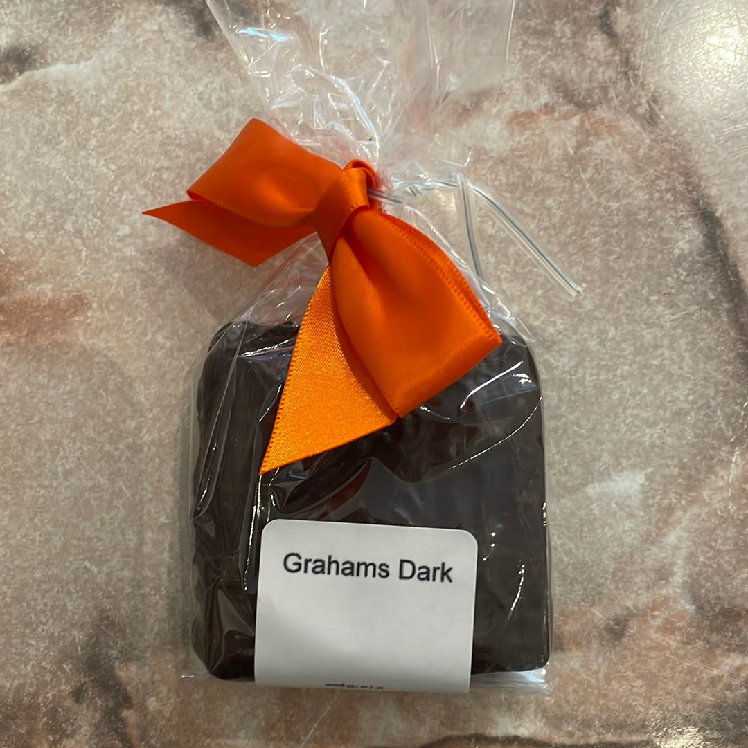 Dark Grahams 2 per Bag